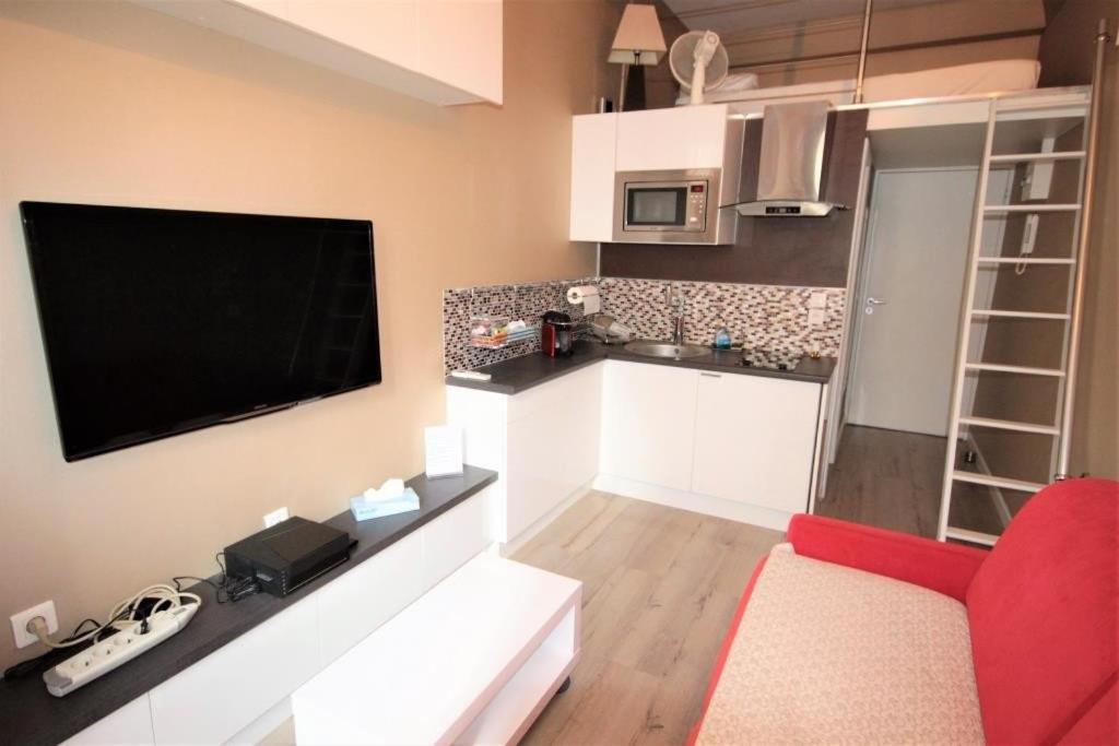 Beautiful And Cozy Apartment In The Heart Of 戛纳 外观 照片